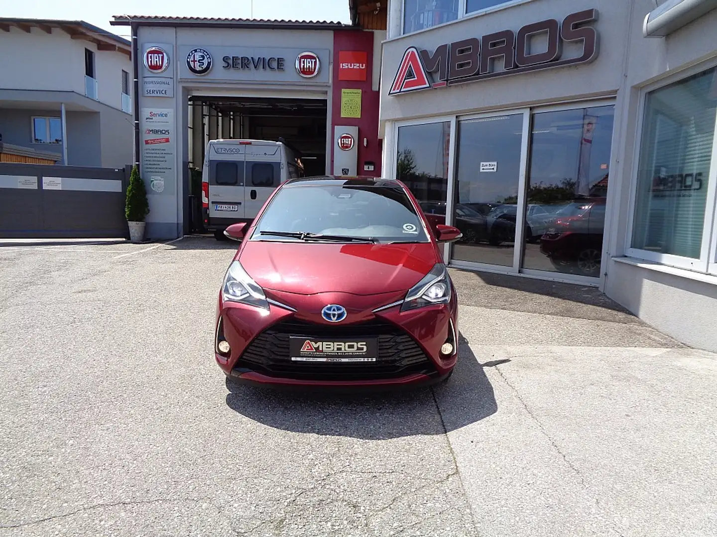 Toyota Yaris 1,5 VVT-i Hybrid Lounge Automatik Rot - 2