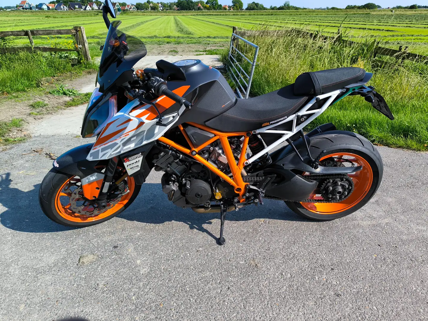 KTM 1290 Super Duke R Tour Vol met opties Oranžová - 2