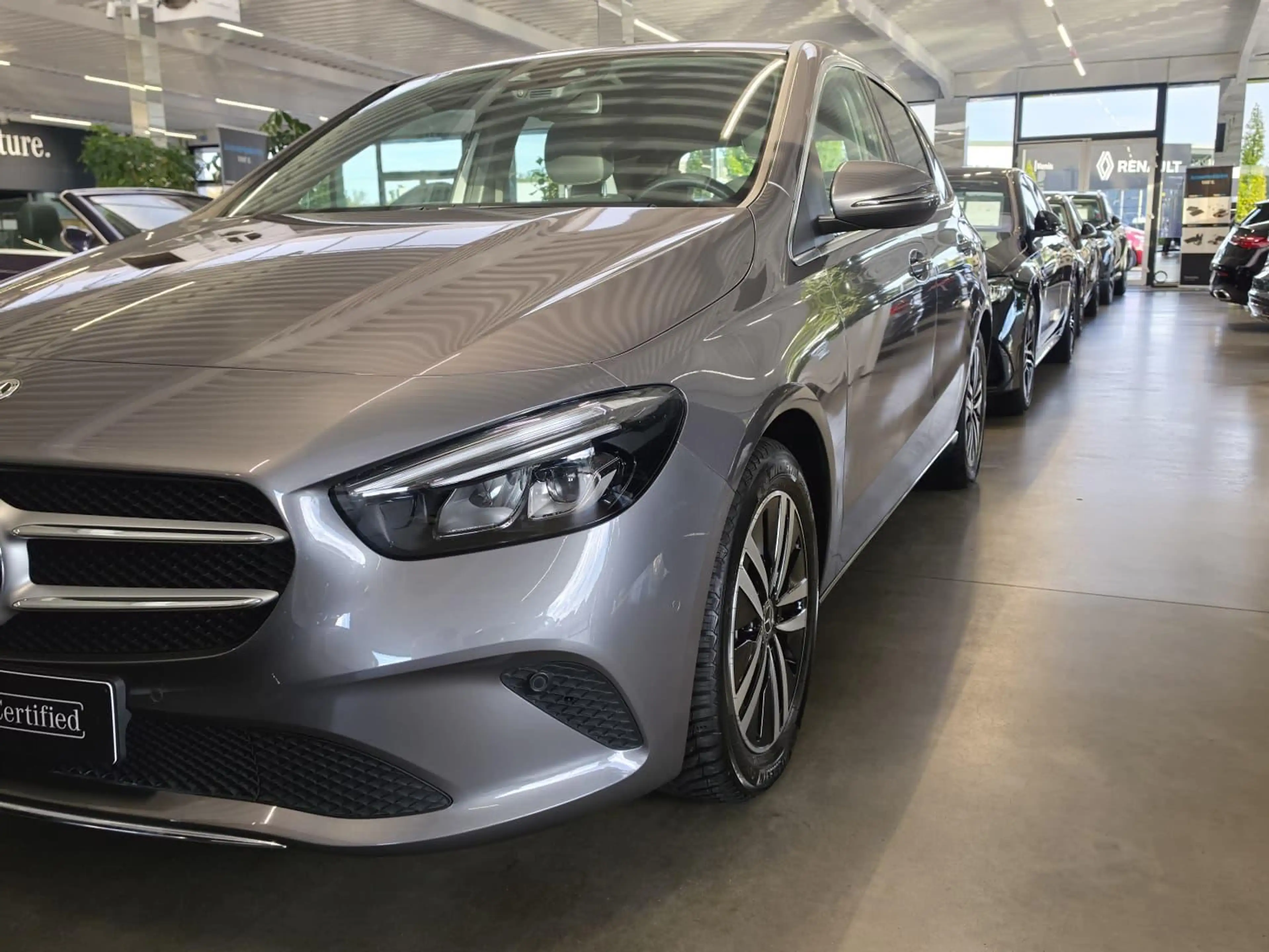 Mercedes-Benz B 200 B — photo 3