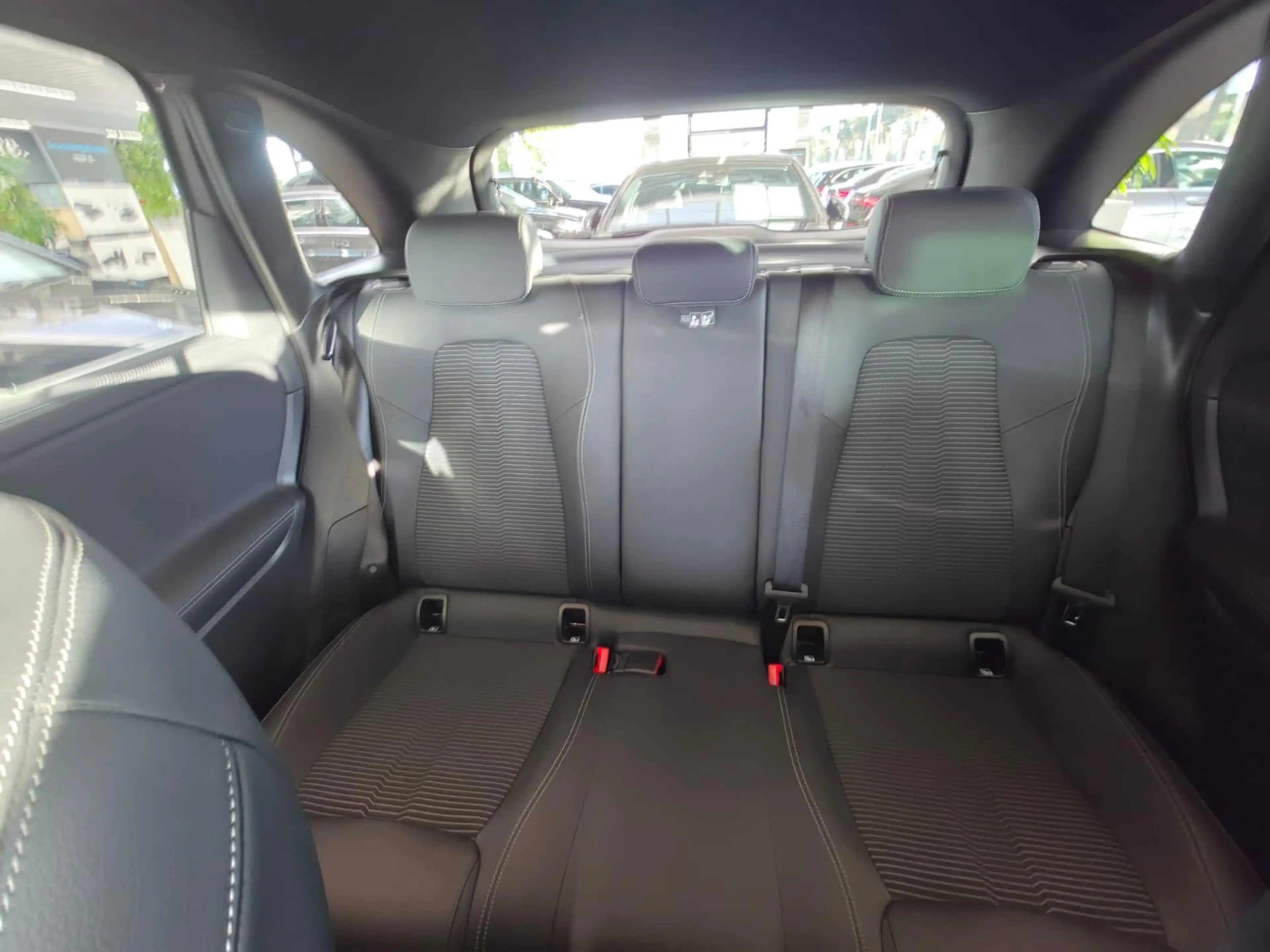 Mercedes-Benz B 200 B — photo 10