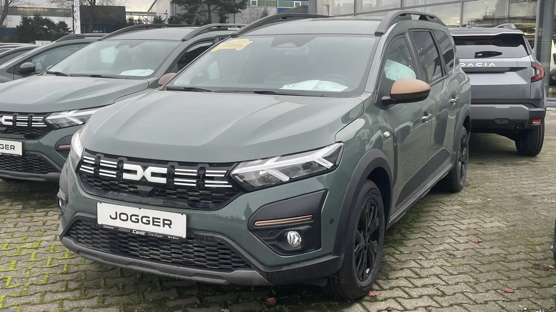 Dacia Jogger Extreme+ TCe 110 Reduziert!!! Grau - 1