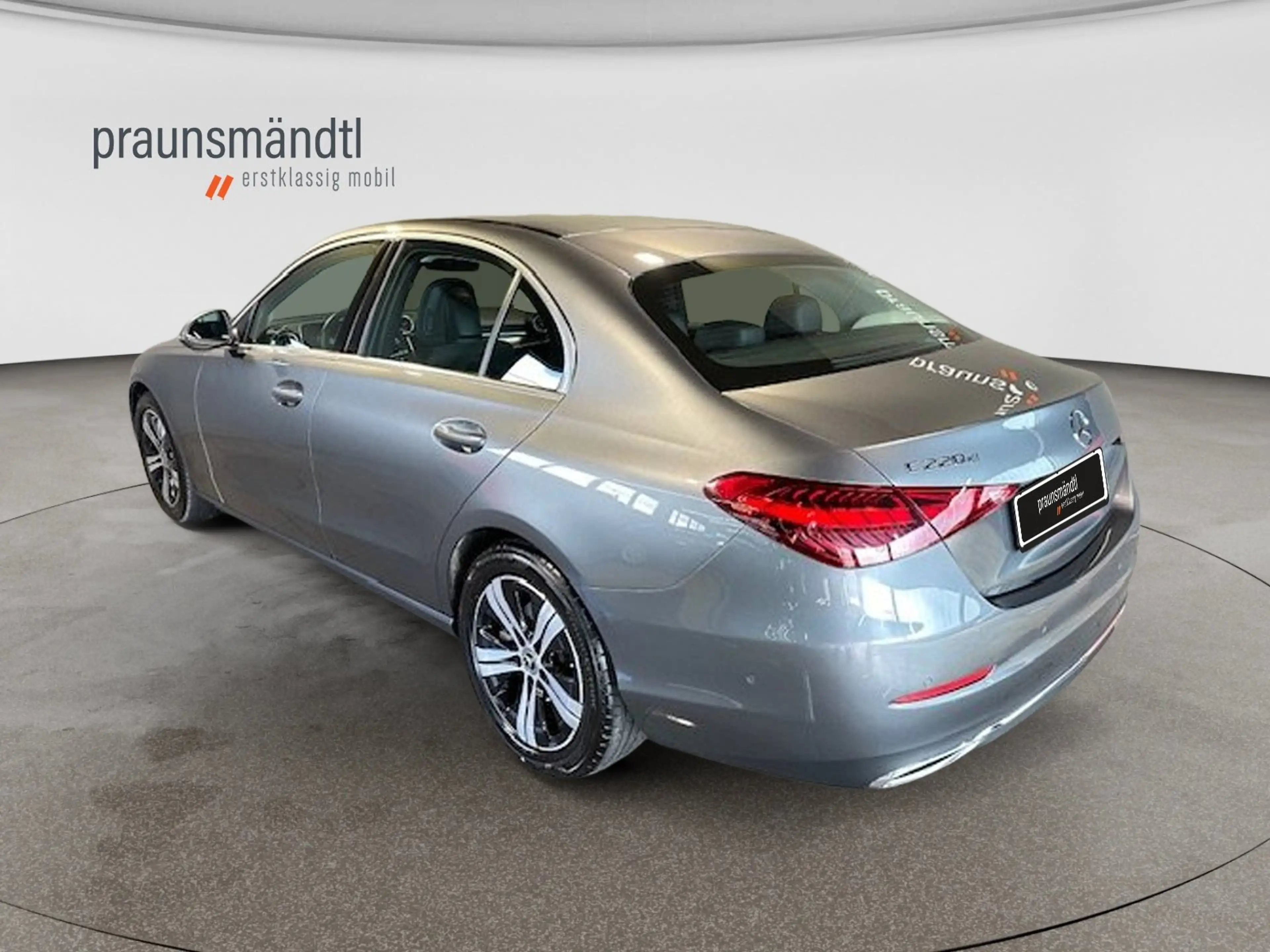 Mercedes-Benz C 220 d Avantgarde MBUX/Kamer/AHK/LED/GlasSD/Tot — photo 2