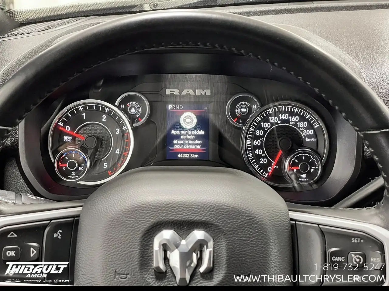 RAM 2500 снимка RAM 2500
