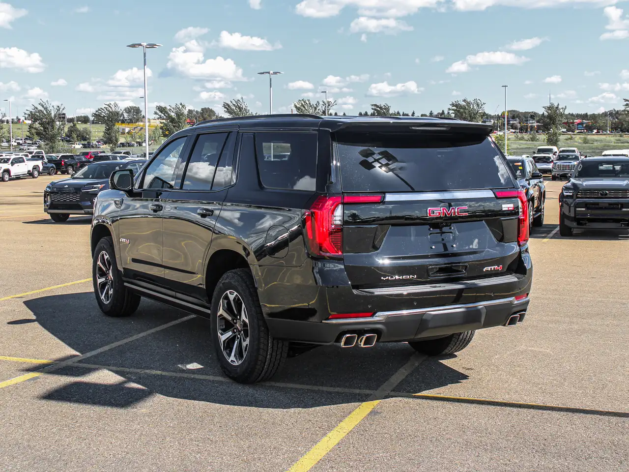 GMC Yukon photo GMC Yukon