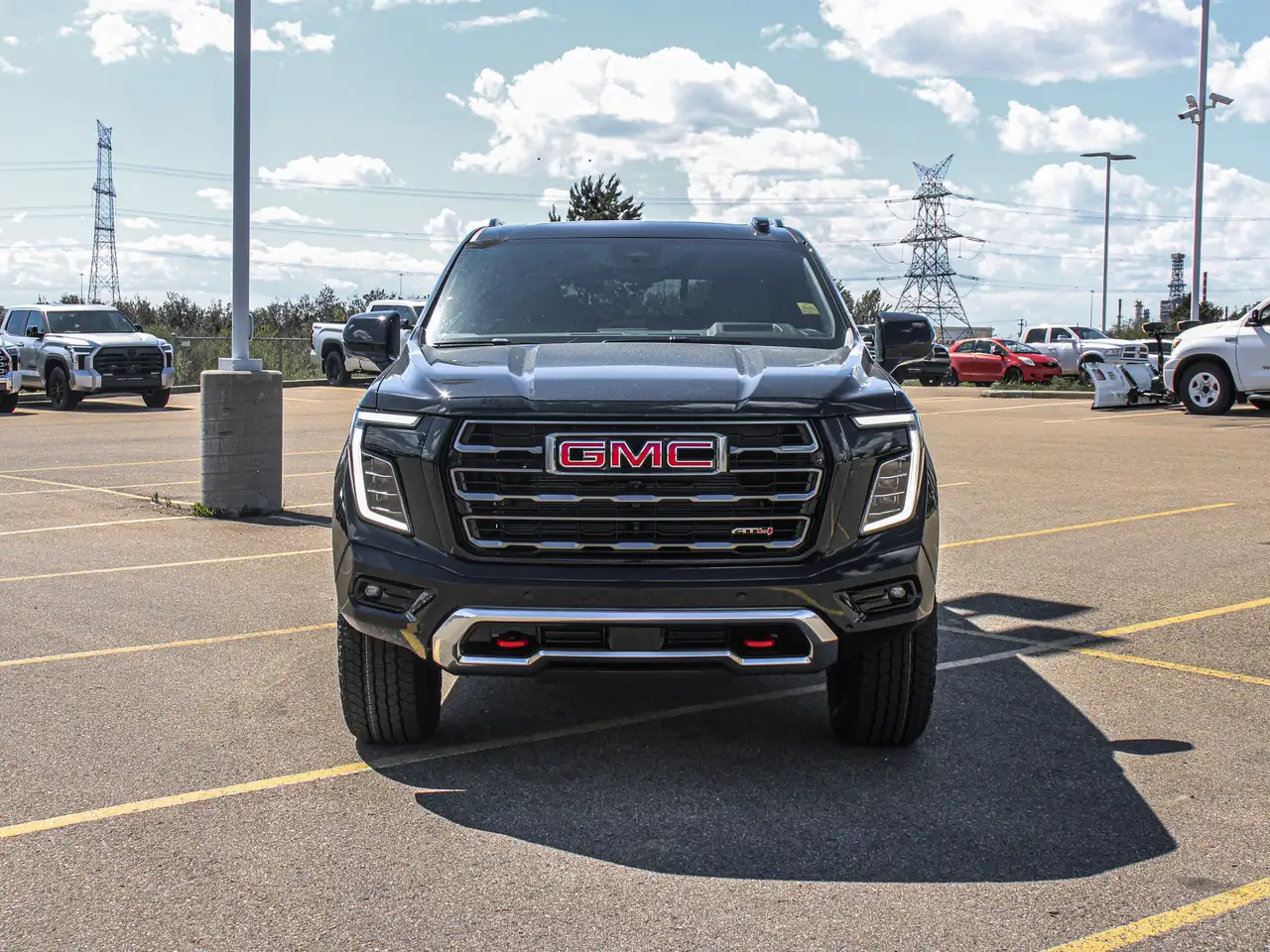 GMC Yukon photo GMC Yukon
