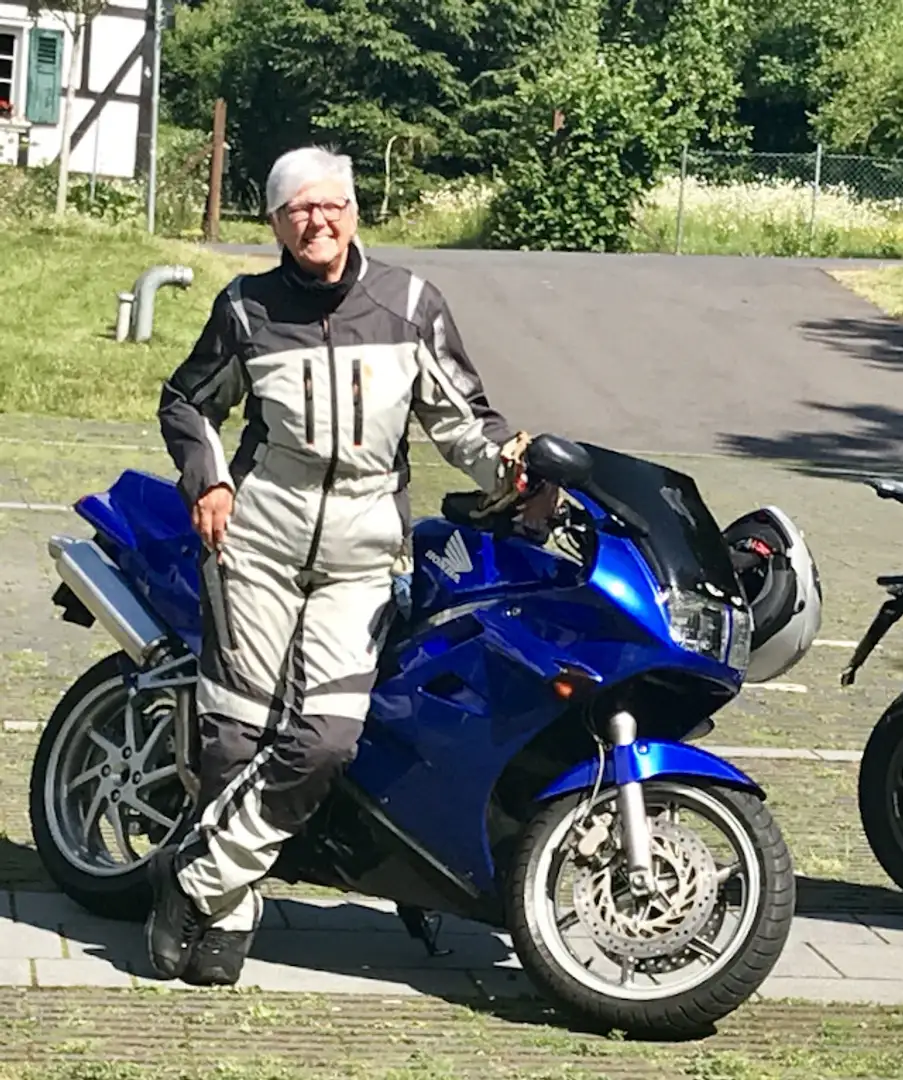 Honda VF 750 RC36 - 2