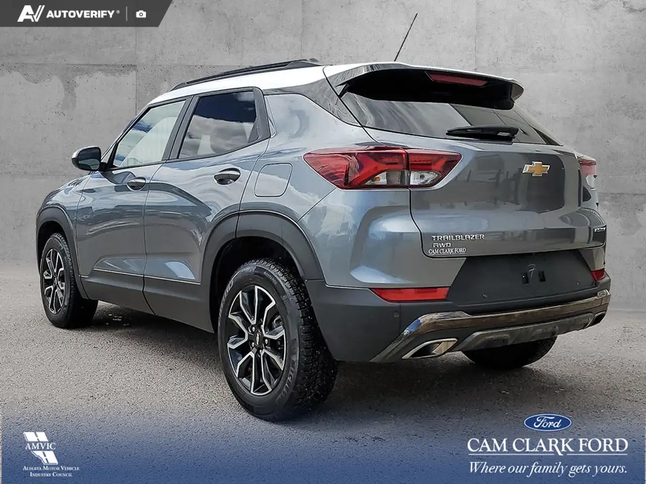 Chevrolet Trailblazer photo Chevrolet Trailblazer