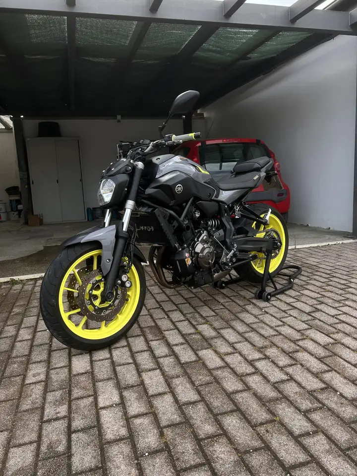 Yamaha MT-07