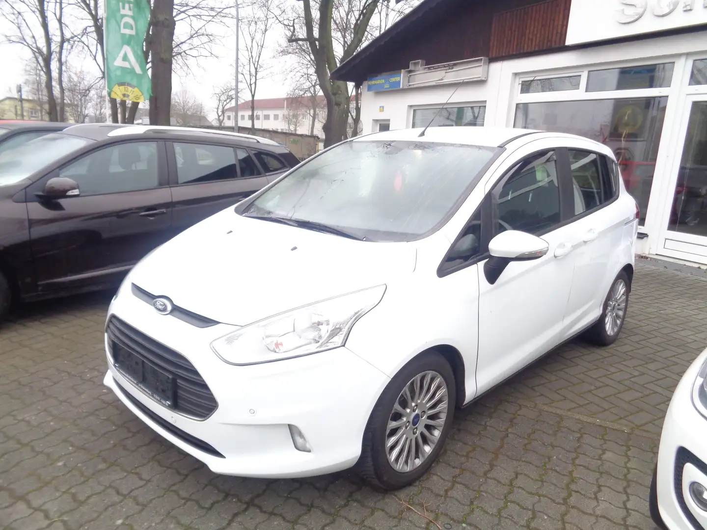 Ford B-Max SYNC Edition 1.0ECOBOOST PDC SHZ BEH.WSS BT GJR White - 2