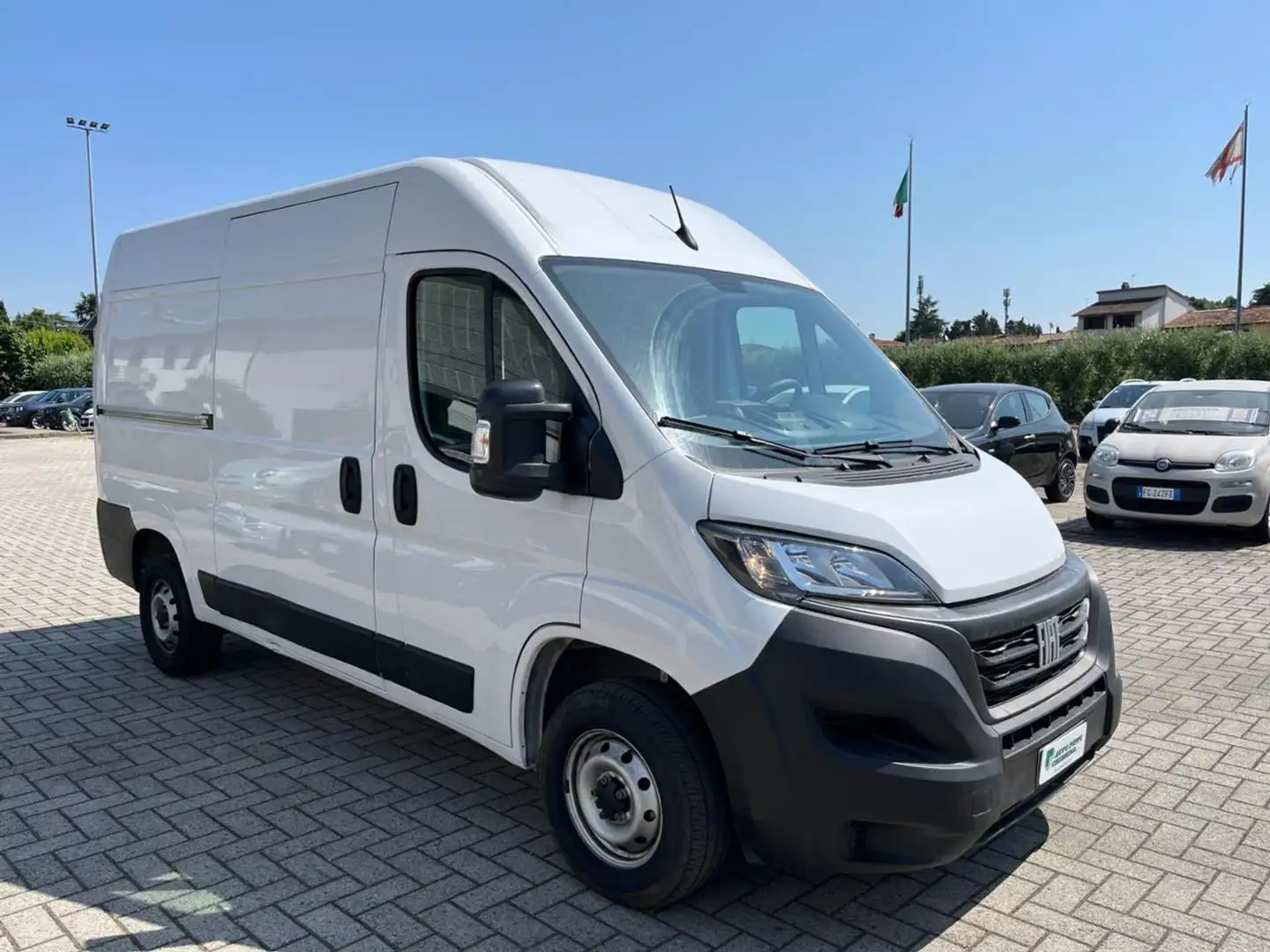 Fiat Ducato 35 2.2 Mjt 120CV PASSO MEDIO -TM Furgone Weiß - 1
