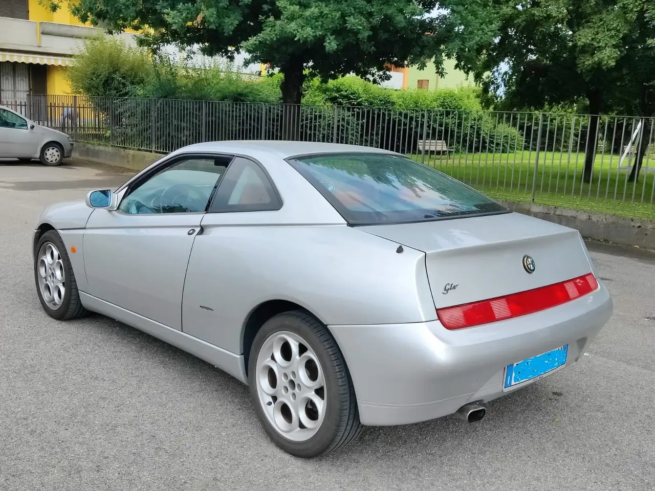 Alfa Romeo GTV 2.0i 16V Twin Spark, foto 2