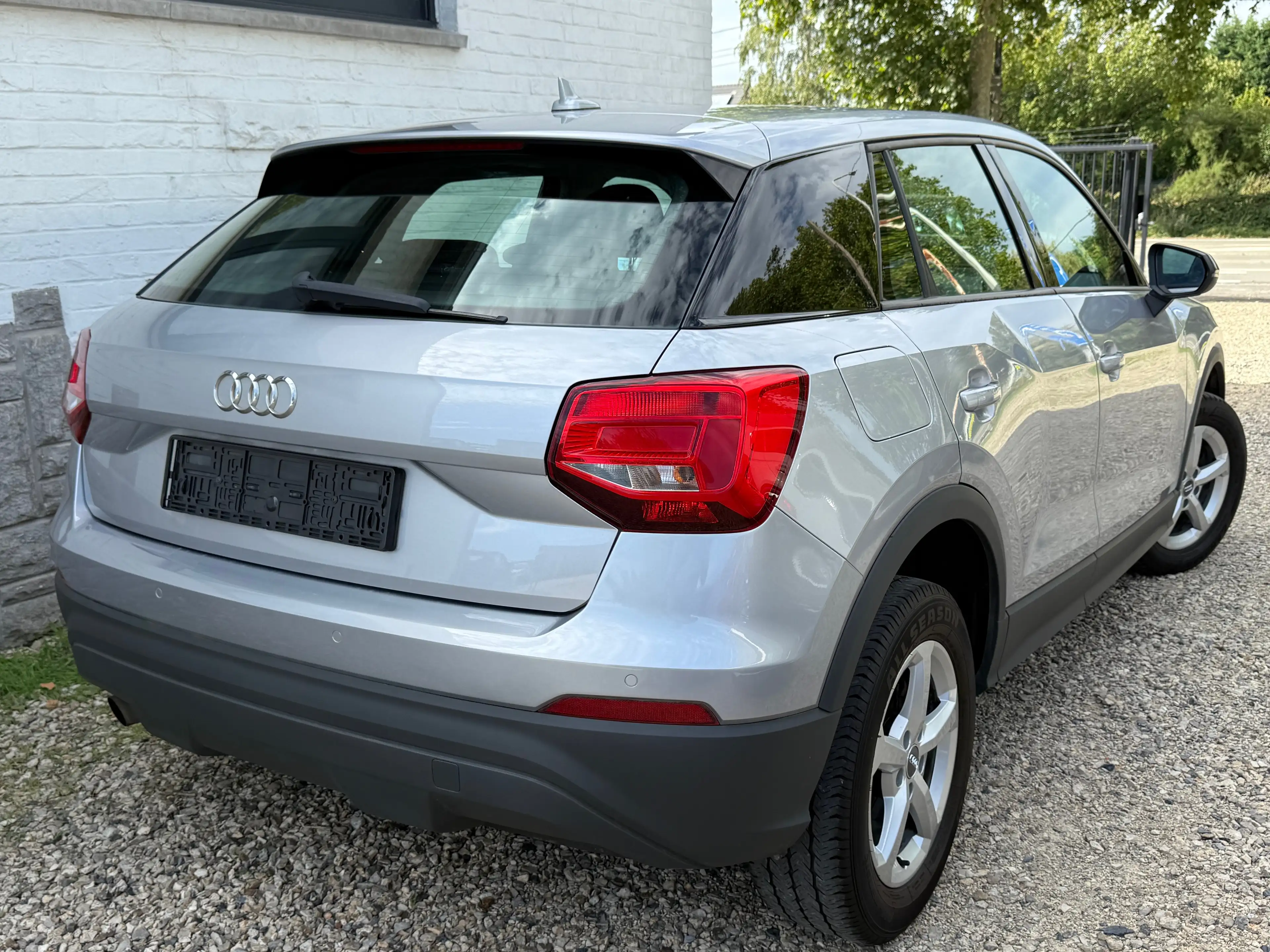 Audi Q2 Q2 1.0 TFSI Design — photo 2