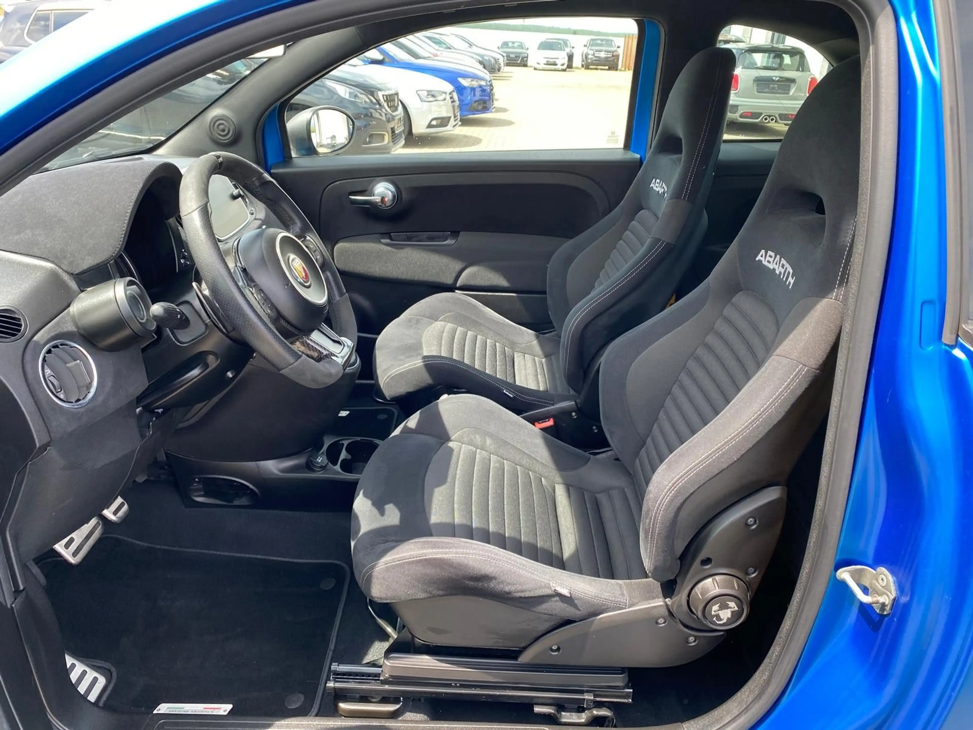 Abarth 595 Competizione XENON/SPORTSITZE/CARPLAY/DAB — photo 11