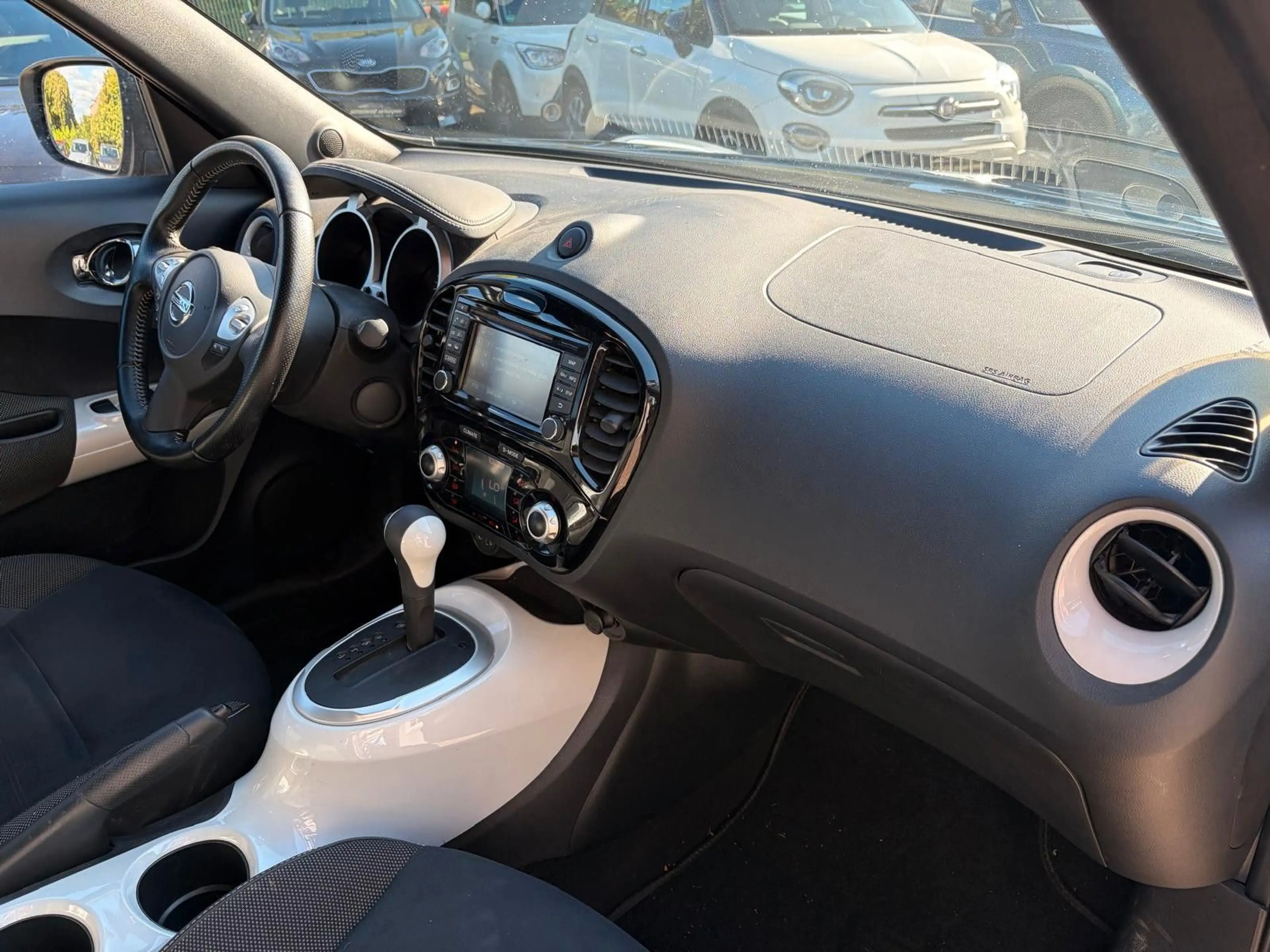 Nissan Juke N-Connecta — photo 6
