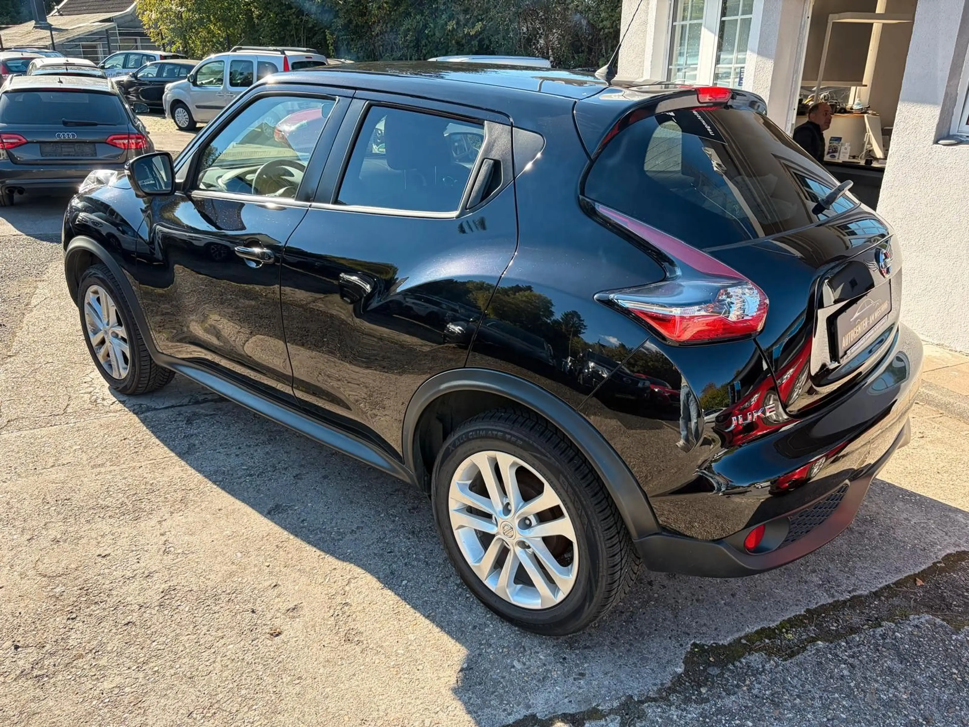 Nissan Juke N-Connecta — photo 3