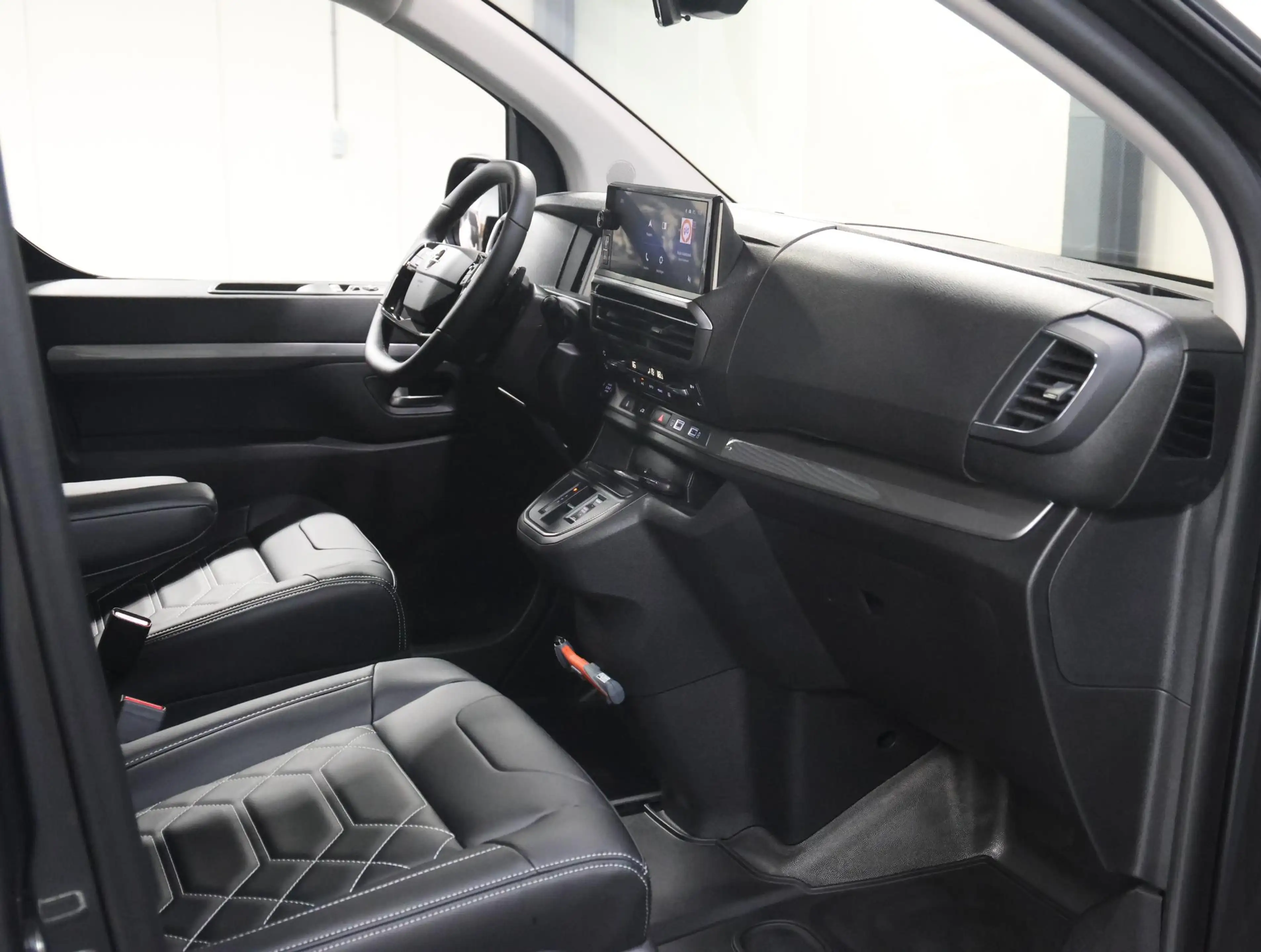 Opel Vivaro-e Electric L3 75 kWh 136PK STX Edition | Lederen Bek — photo 9