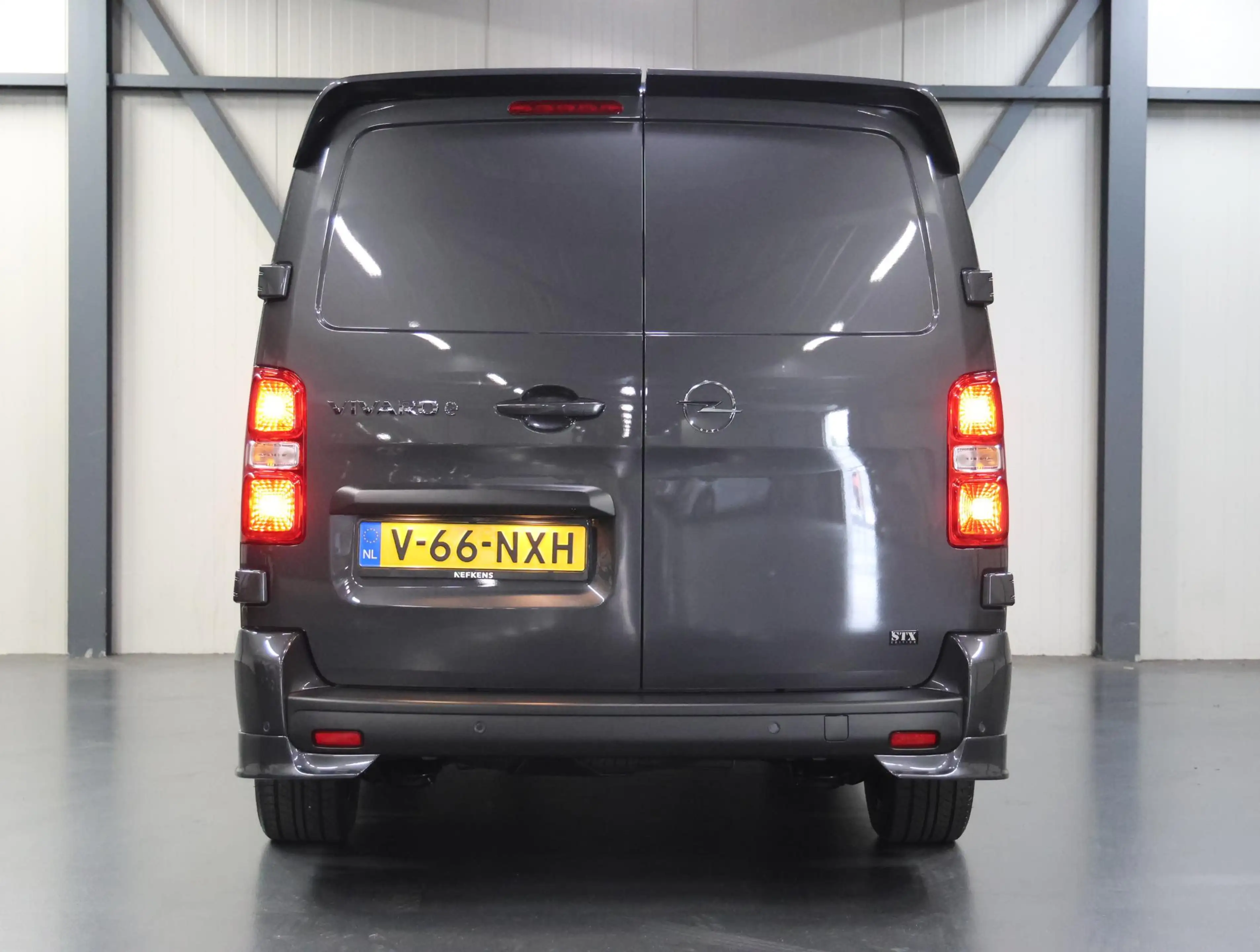 Opel Vivaro-e Electric L3 75 kWh 136PK STX Edition | Lederen Bek — photo 8