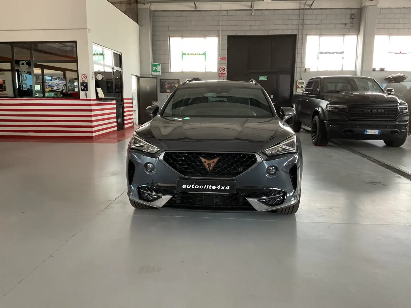 CUPRA Formentor 2.0 TDI 4Drive DSG IVA ESPOSTA Gri - 2