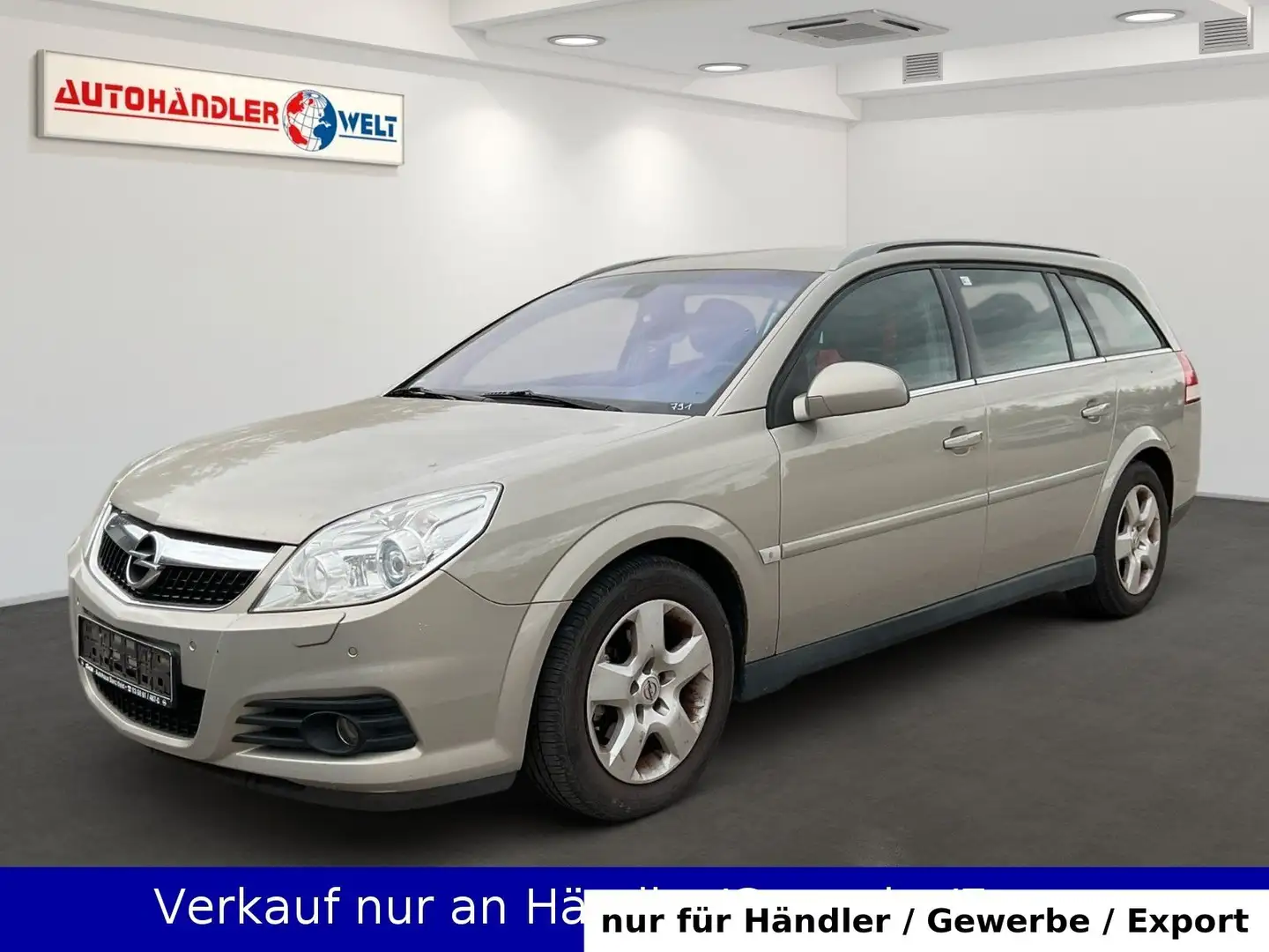Opel Vectra C Kombi 1.9 TDI AAC Navi PDC SHZ Beige - 1