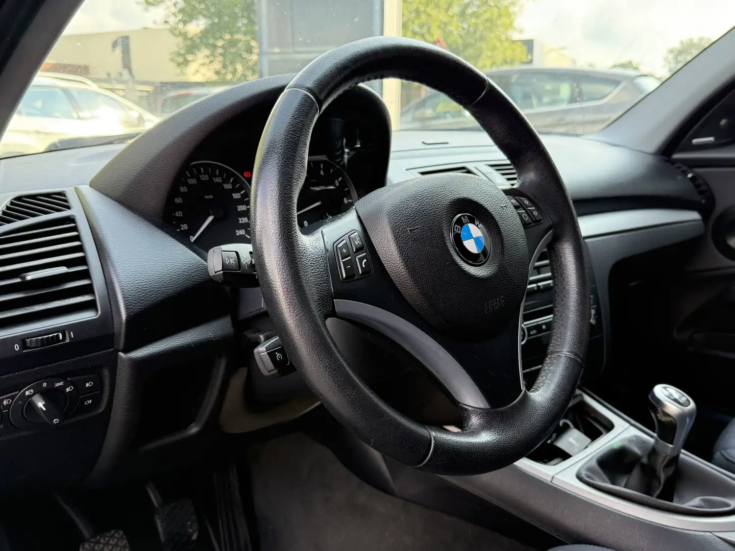 BMW 118 1-serie BWJ 2009 | 118i 143PK Business Line (LEES Bruin - 2