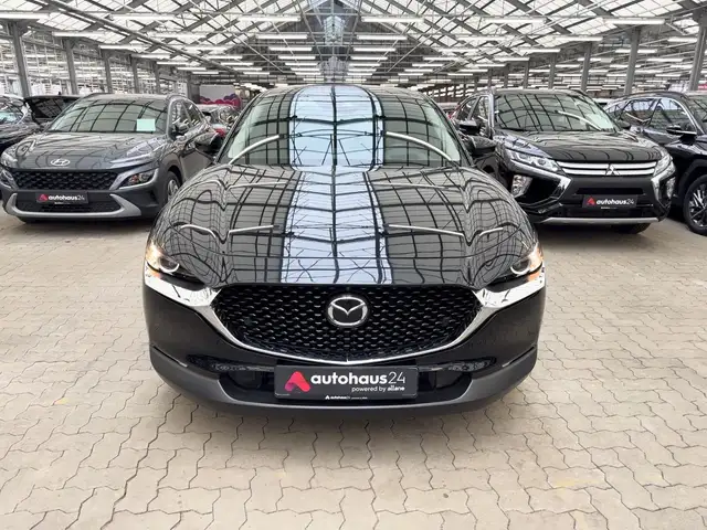 Mazda CX-30 view 2