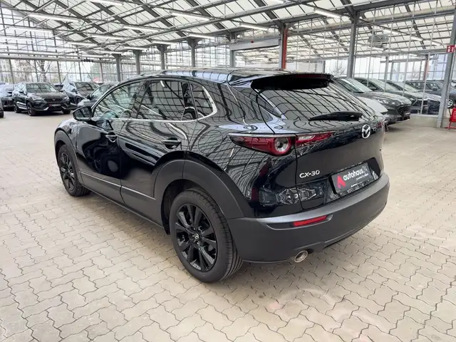 Mazda CX-30 view 4