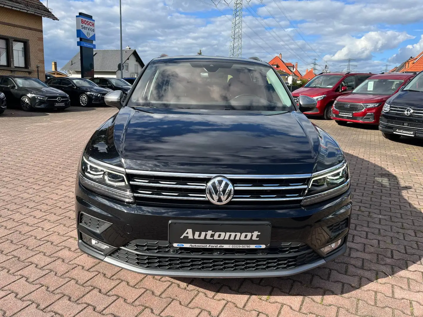 Volkswagen Tiguan Allspace Tiguan 2.0 TDI Allspace*LED*AHK*7-Sitzer*Standh. Schwarz - 2