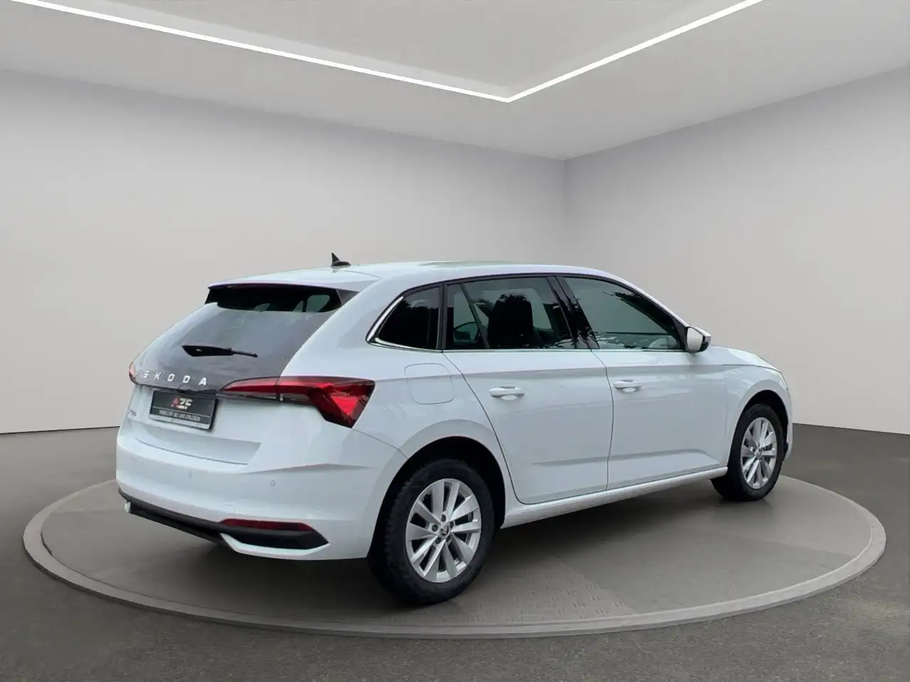 Skoda Scala Selection 1.0 TSI DSG ACC + RFK + PDC 4