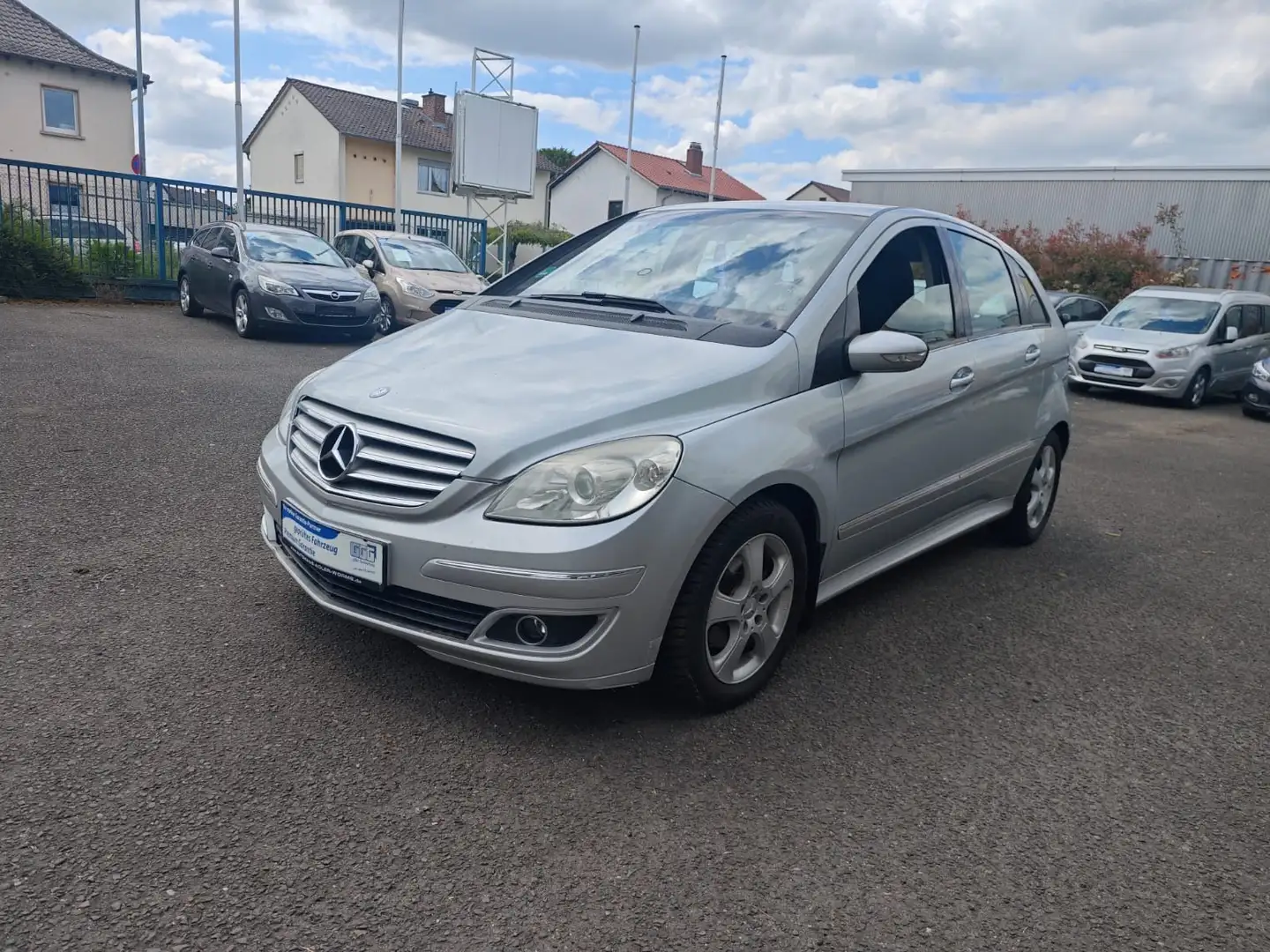 Mercedes-Benz B 170 *AUTOM*KAMERA*AHK*TEMP*MOTOR GERÄUSCHE*KLIM Argintiu - 2