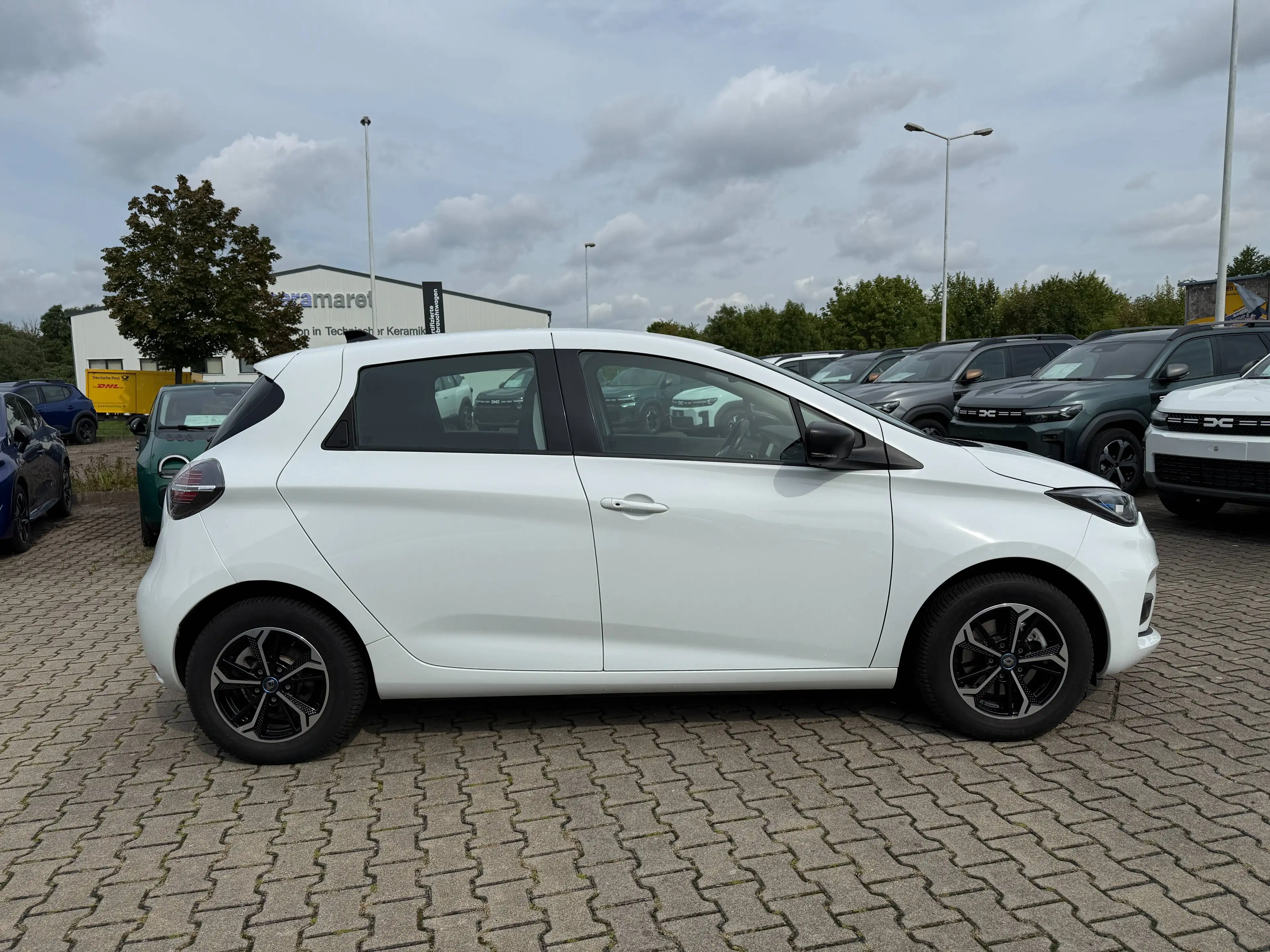 Renault ZOE Life — photo 4
