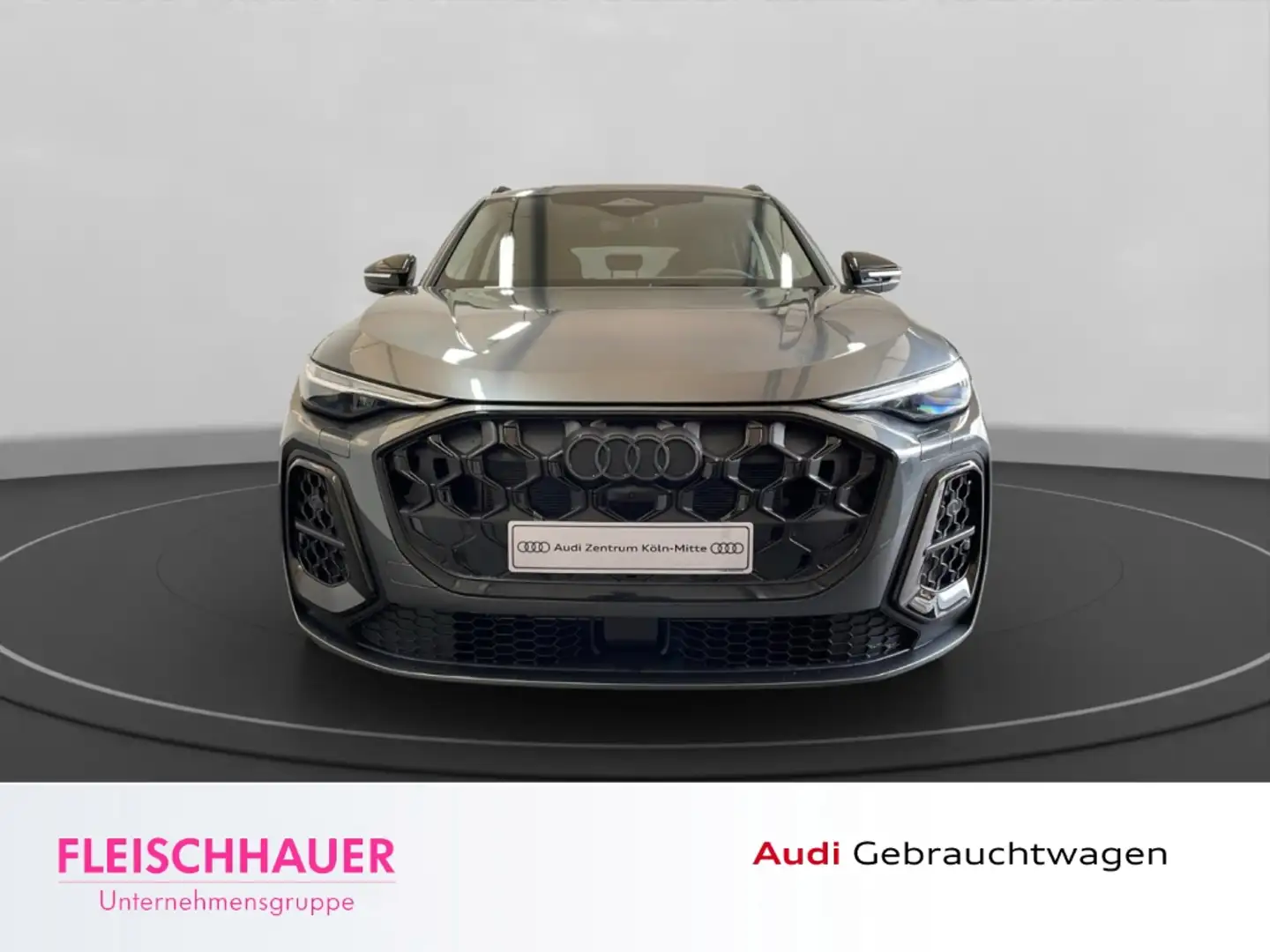 Audi Q5 SUV TFSI quattro S tronic Grau - 2