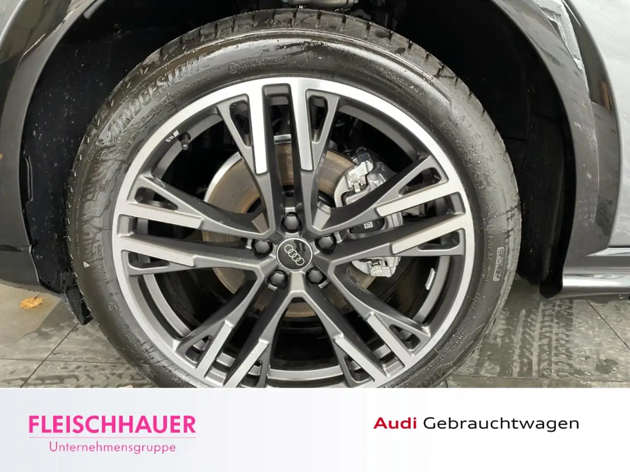 Audi Q5 SUV TFSI quattro S tronic 8