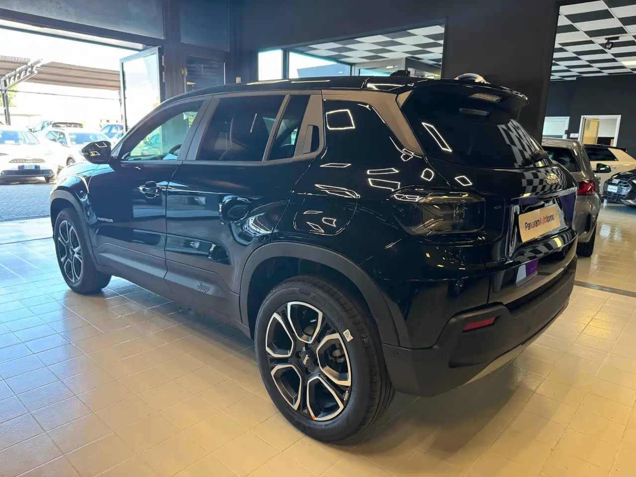 Jeep Avenger 1.2 Turbo 110 CV e-Hybrid Summit, миниатюра 3