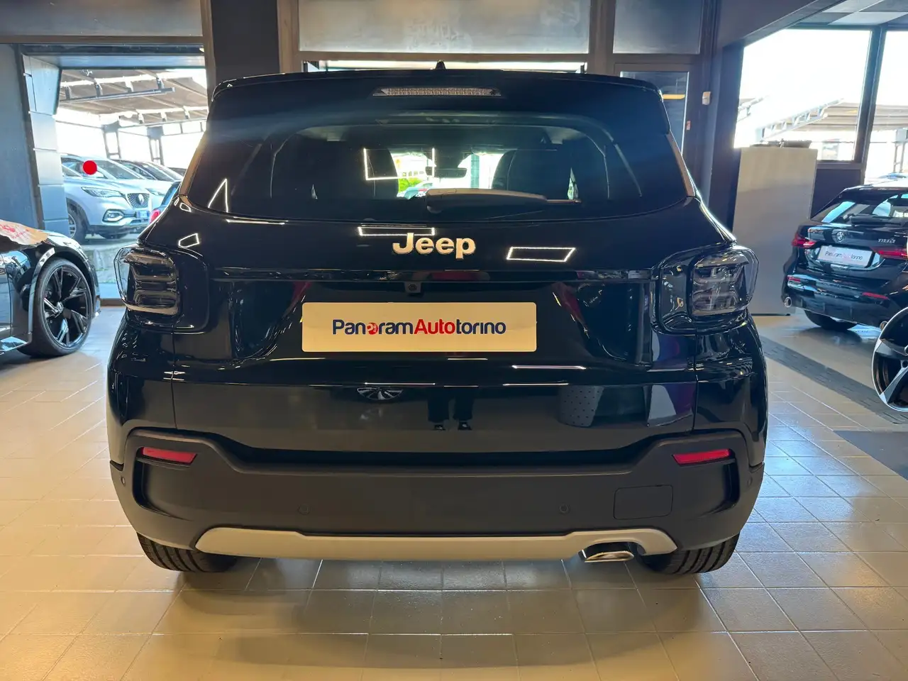 Jeep Avenger 1.2 Turbo 110 CV e-Hybrid Summit, миниатюра 4