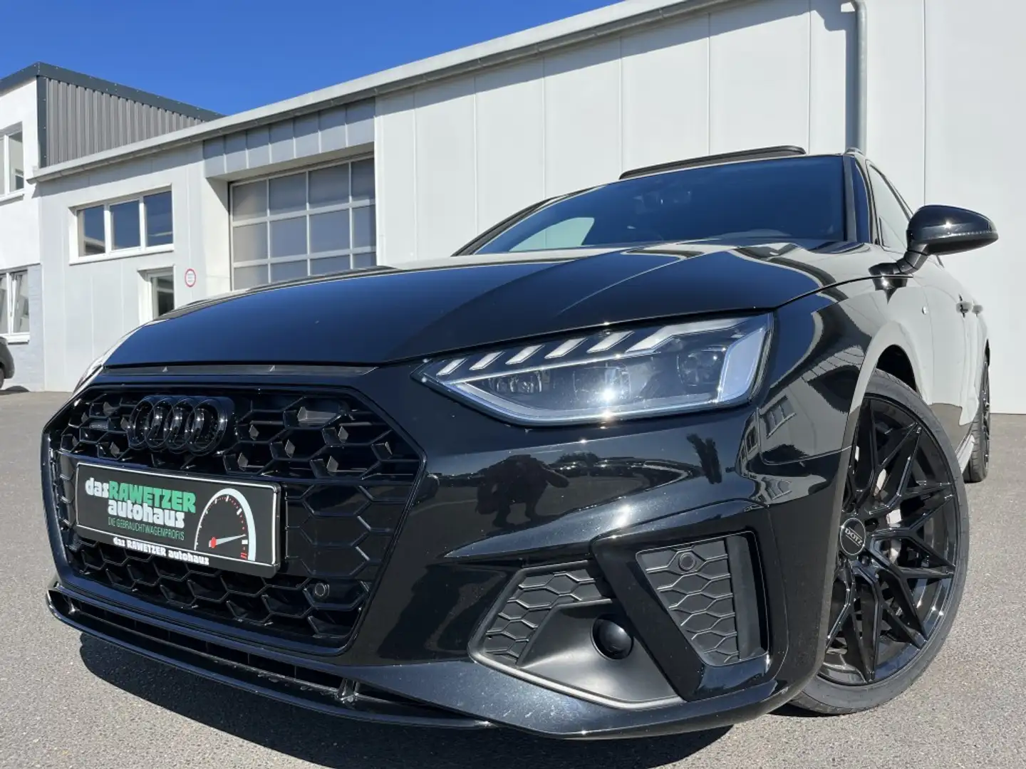 Audi A4 Avant 50 3.0 TDI quattro S tronic S line Blackline Schwarz - 1