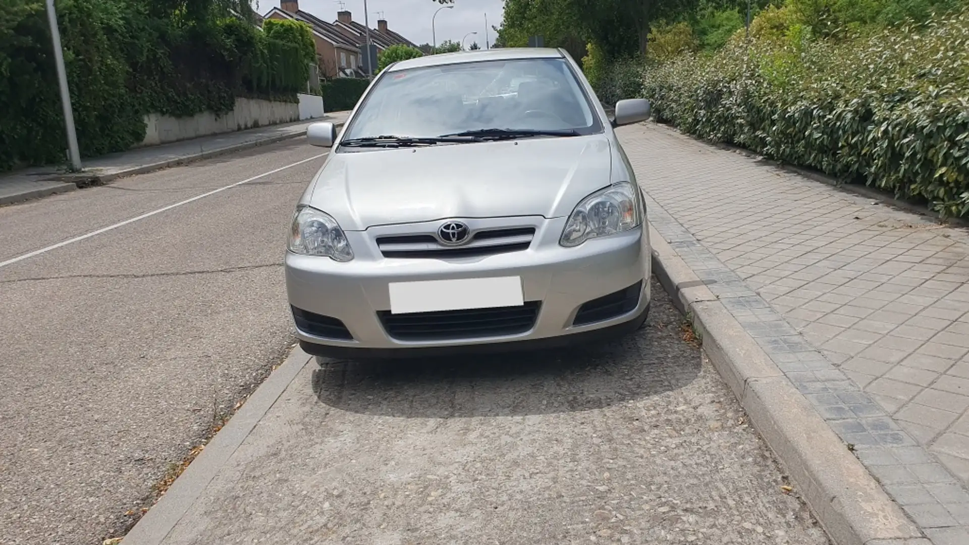 Toyota Corolla 1.6 VVT-i Sol - 2