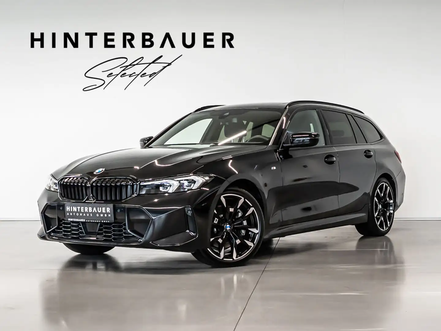 BMW 330 i xDrive M Sport *PANO* Schwarz - 1