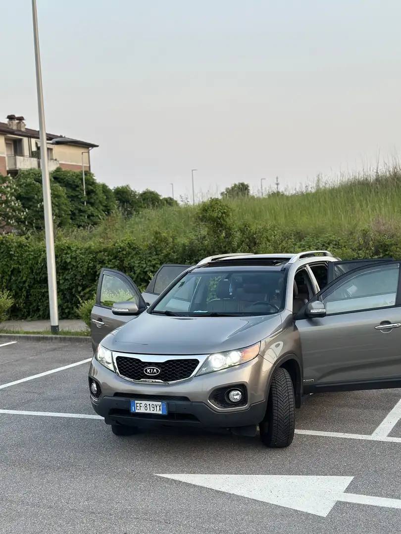 Kia Sorento 2.2 CRDi 4WD Aut. Vision Marrone - 2