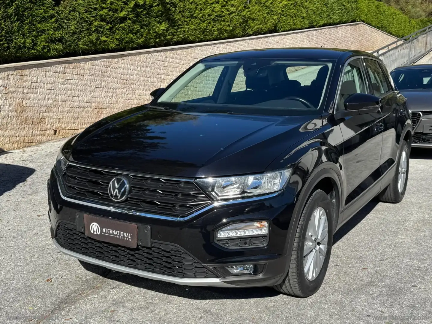 Volkswagen T-Roc 2.0 TDI Business BlueMot. Tech. Schwarz - 1