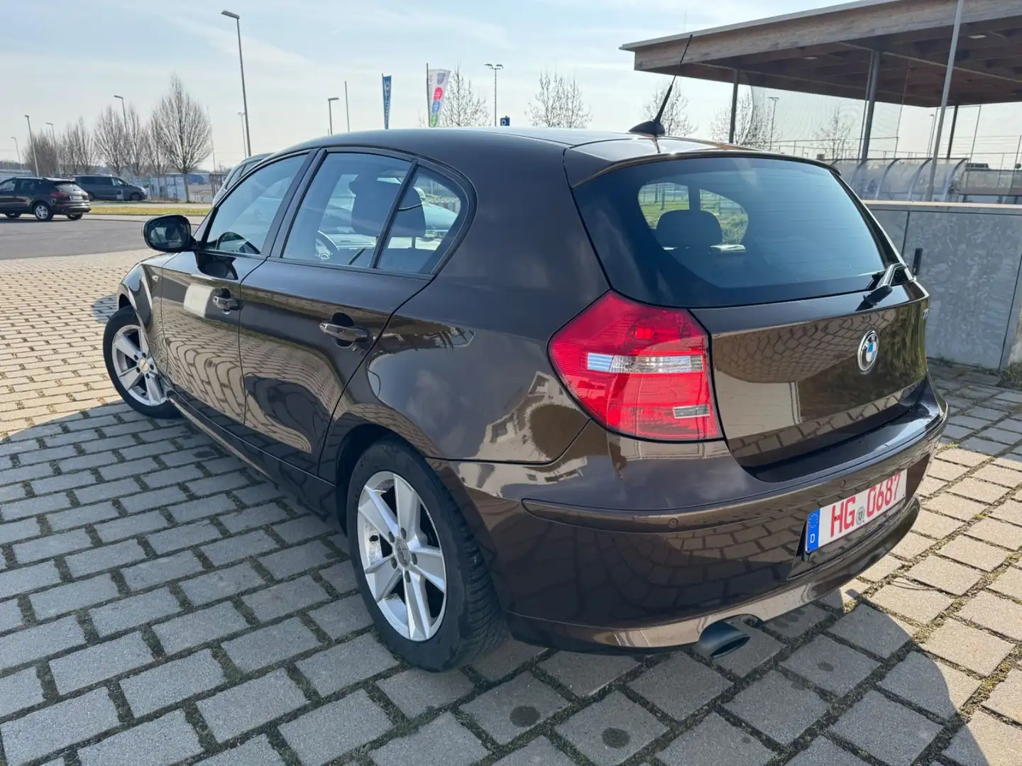 BMW 116 i Klima pdc Tüv-Service-Kette Neu Коричневий - 1