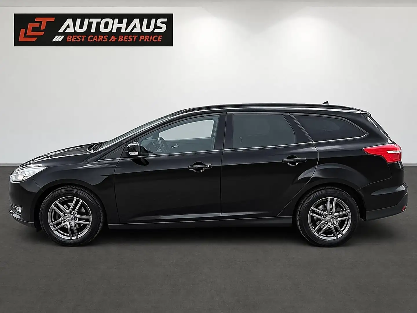 Ford Focus Traveller 1,0 EcoBoost Trend | PICKERL BIS 06/2... Schwarz - 2