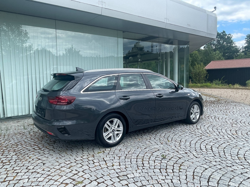 Kia Ceed SW / cee'd SW 1.6 CRDI Vision CarPlay*Kamera*SH*LED*Alu — photo 8