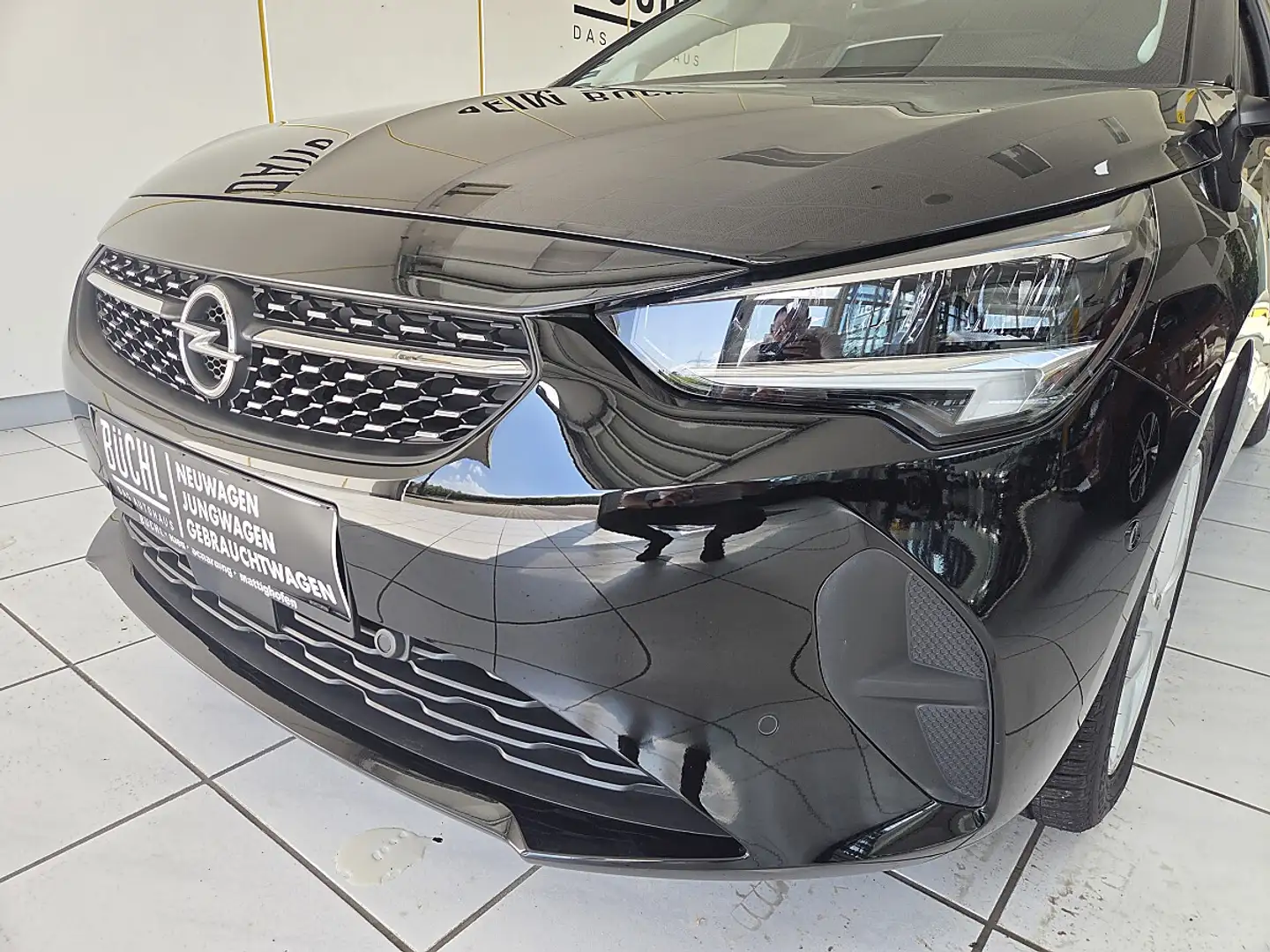 Opel Corsa 1,2 Elegance Aut. Schwarz - 2