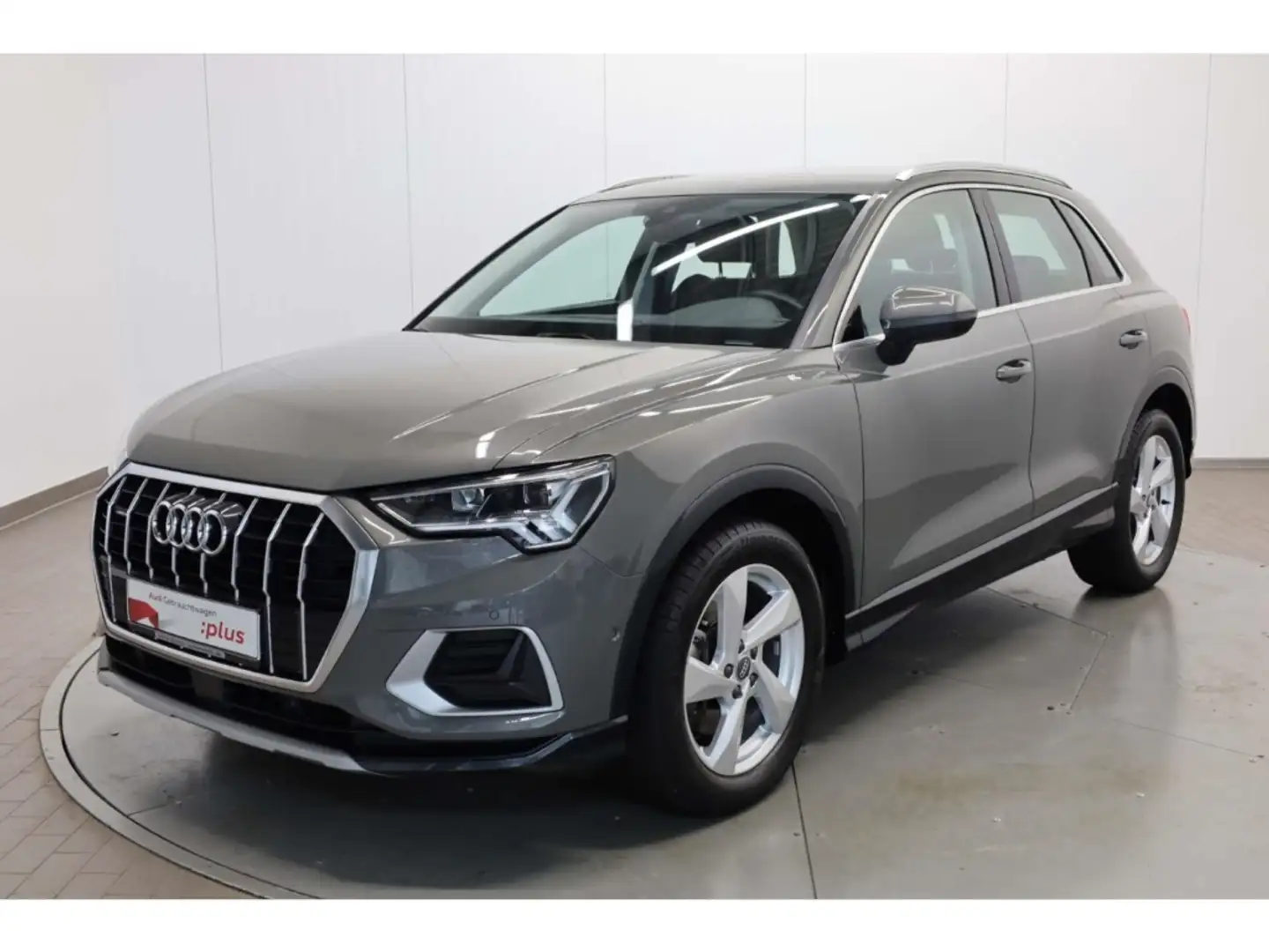 Audi Q3 40 TFSI quattro advanced Gris - 2