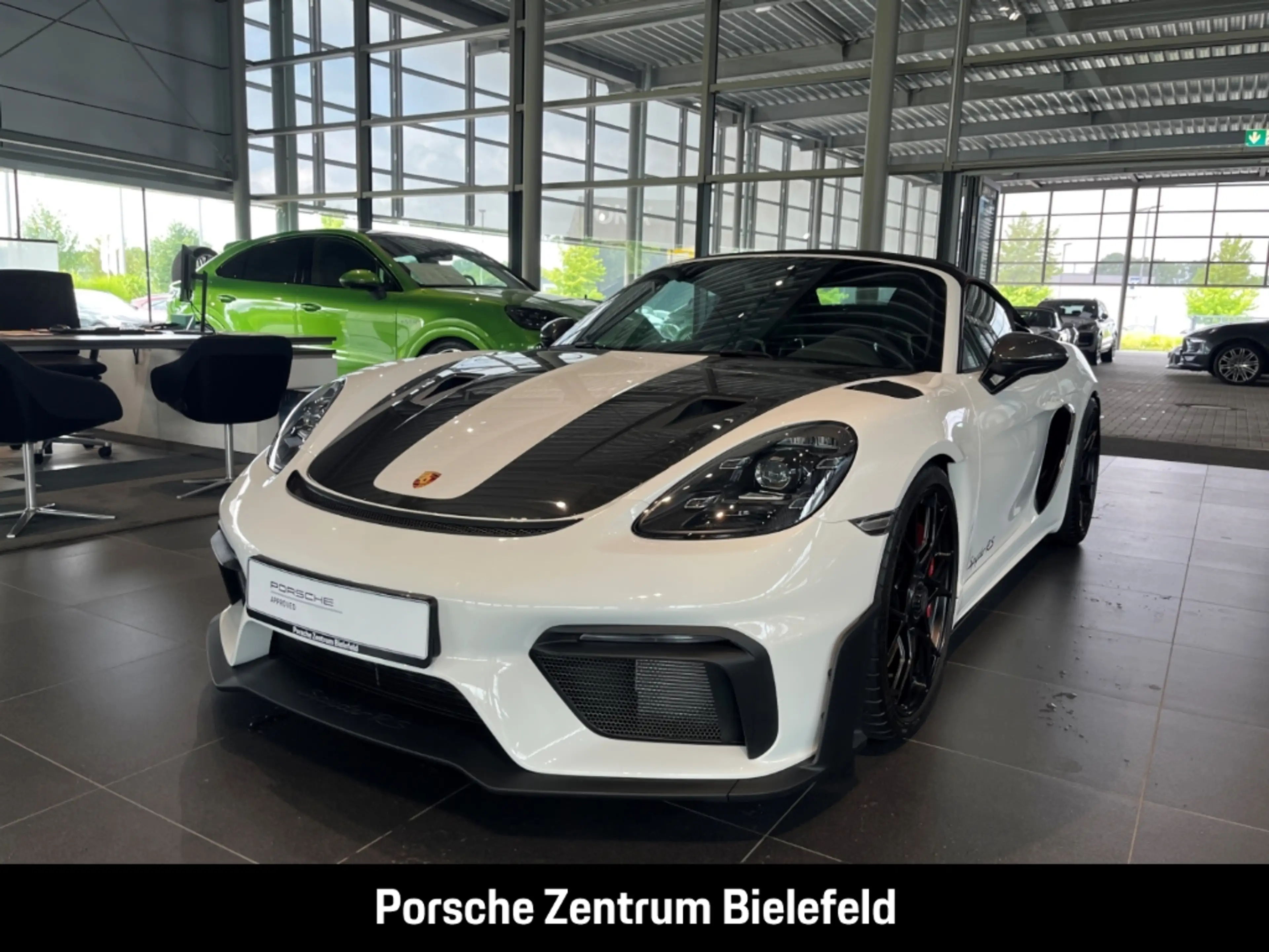 Porsche 718 Spyder RS Soundsystem Bose Kurvenlicht Rückfahrkam. Temp