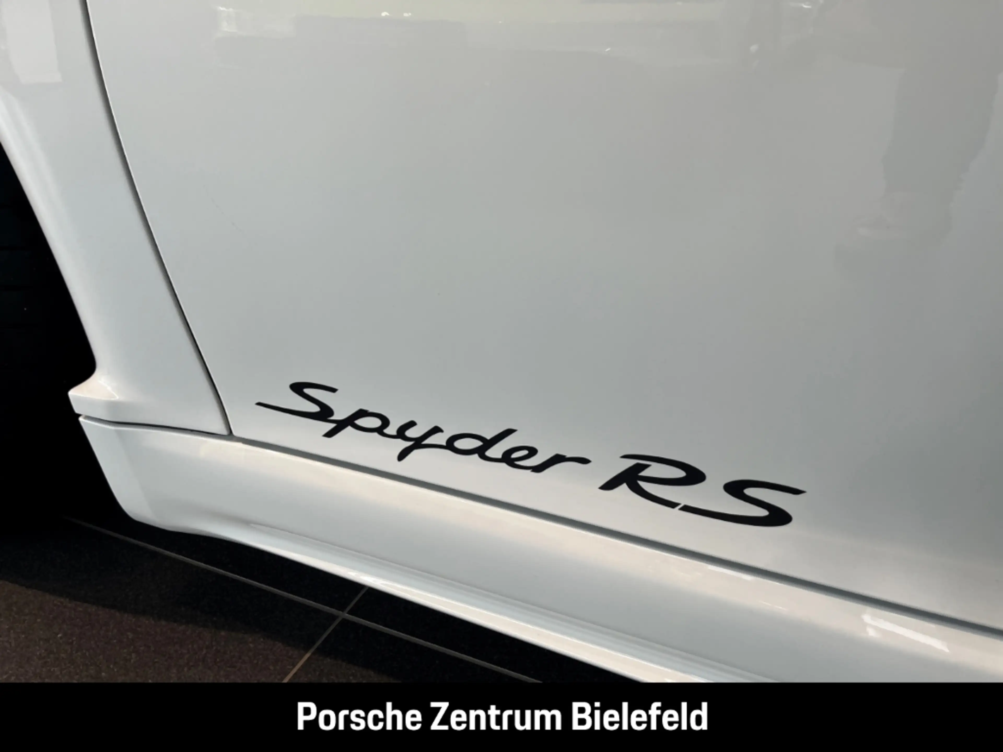 Porsche 718 Spyder RS Soundsystem Bose Kurvenlicht Rückfahrkam. Temp — photo 15