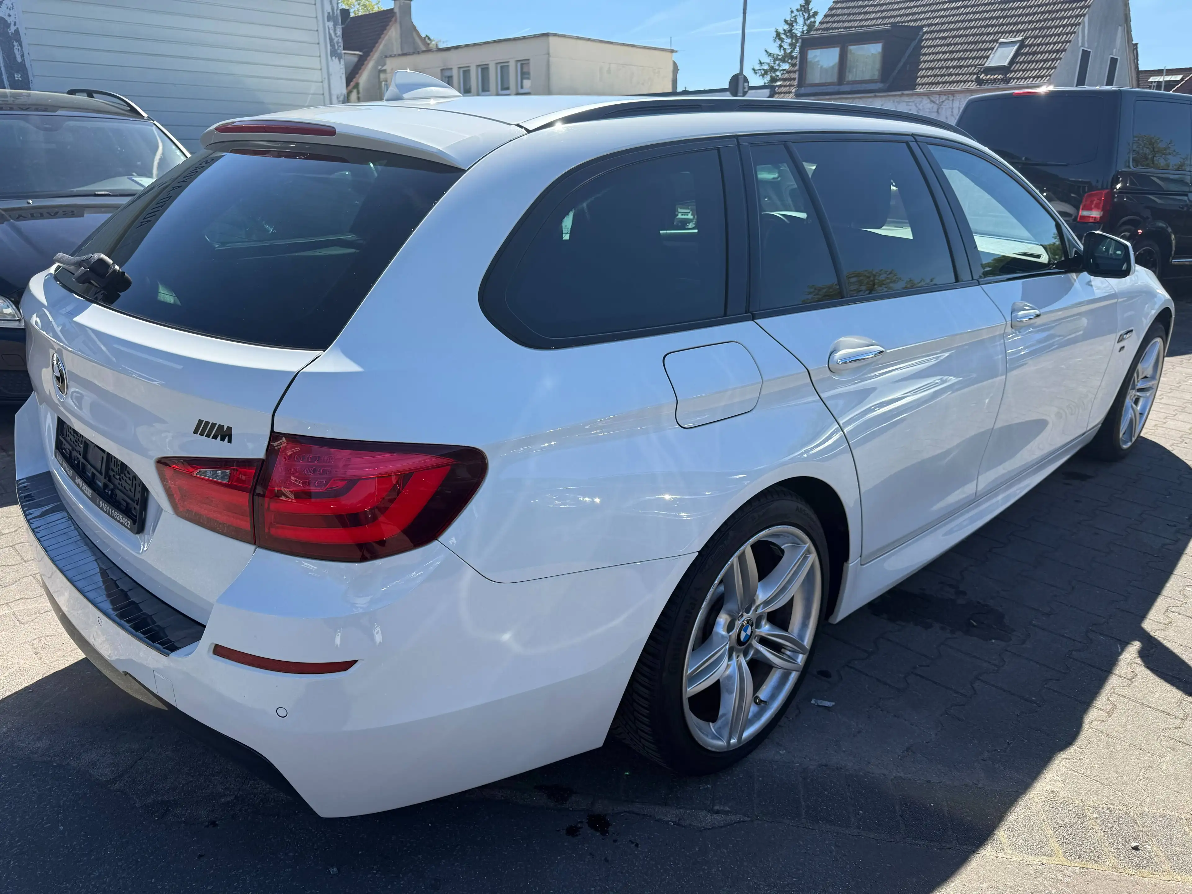 BMW 525 525d xDrive~Original M-Sportpaket~Navi~Leder~Panor — photo 4