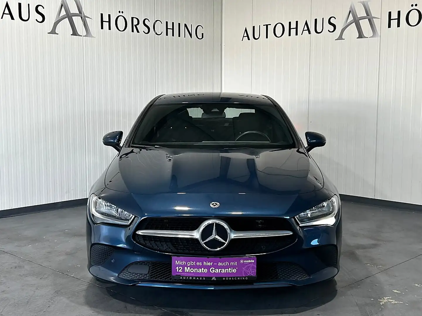 Mercedes-Benz CLA 180 d Blau - 2