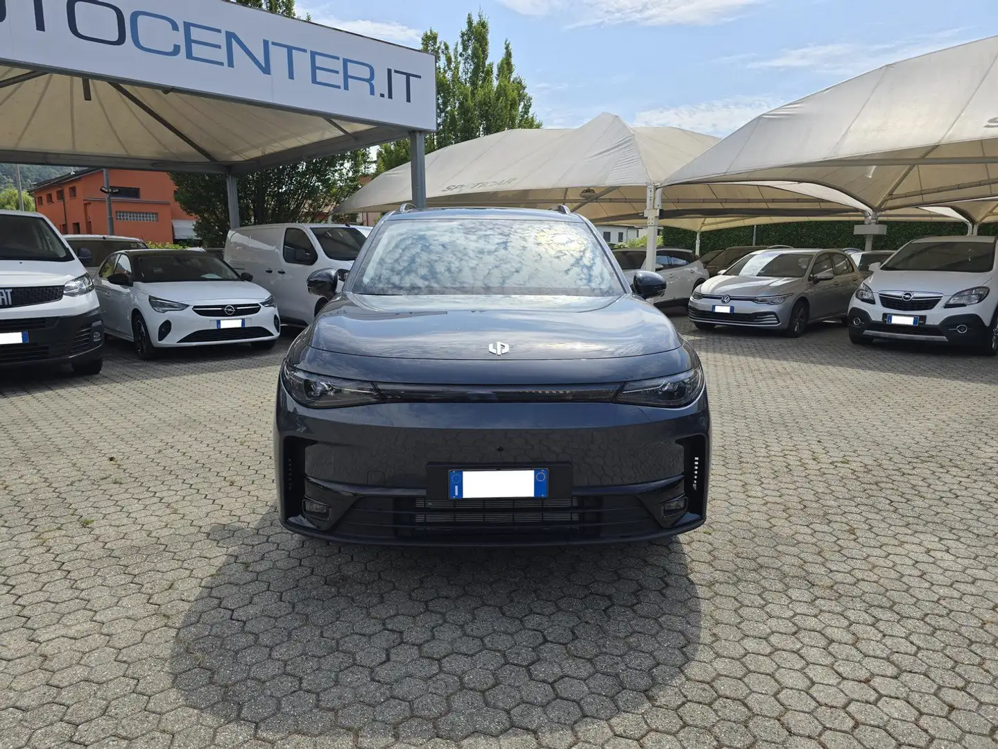 Leapmotor C10 C10 REEV 158kW Design Grigio - 2