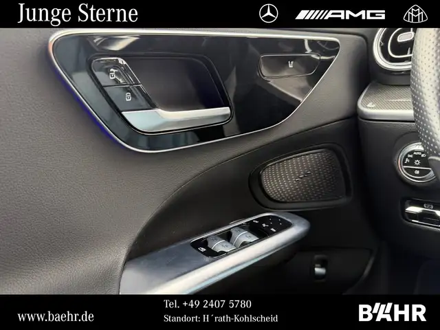 Mercedes-Benz C-Class view 14